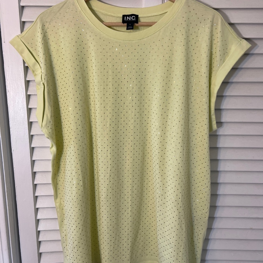 INC International Concepts Light Yellow Short Sleeve Tee